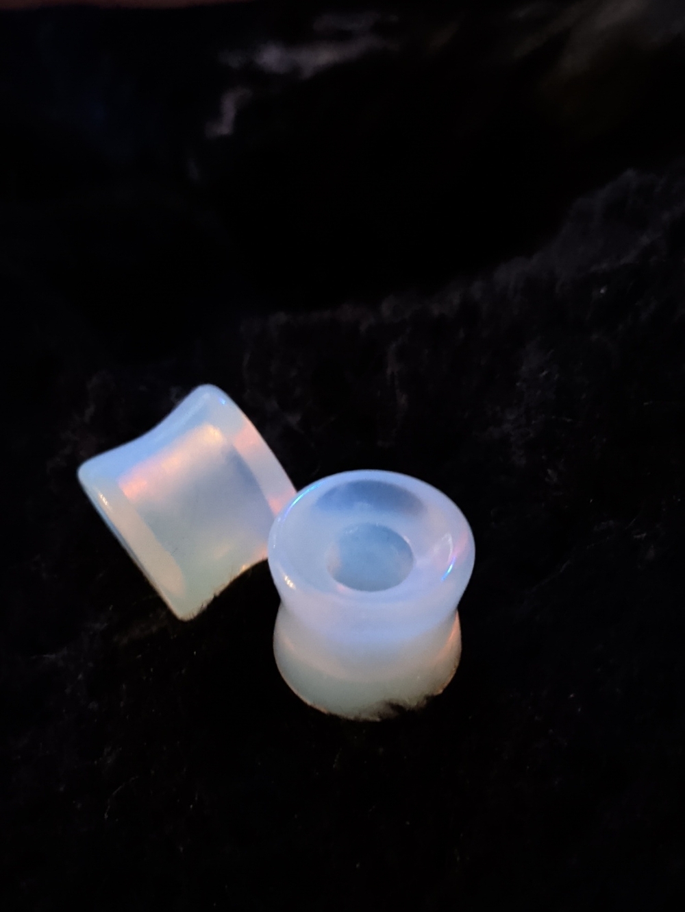 Ear Tunnels/ Gauges - 5/8" Iridescent Blue Glass